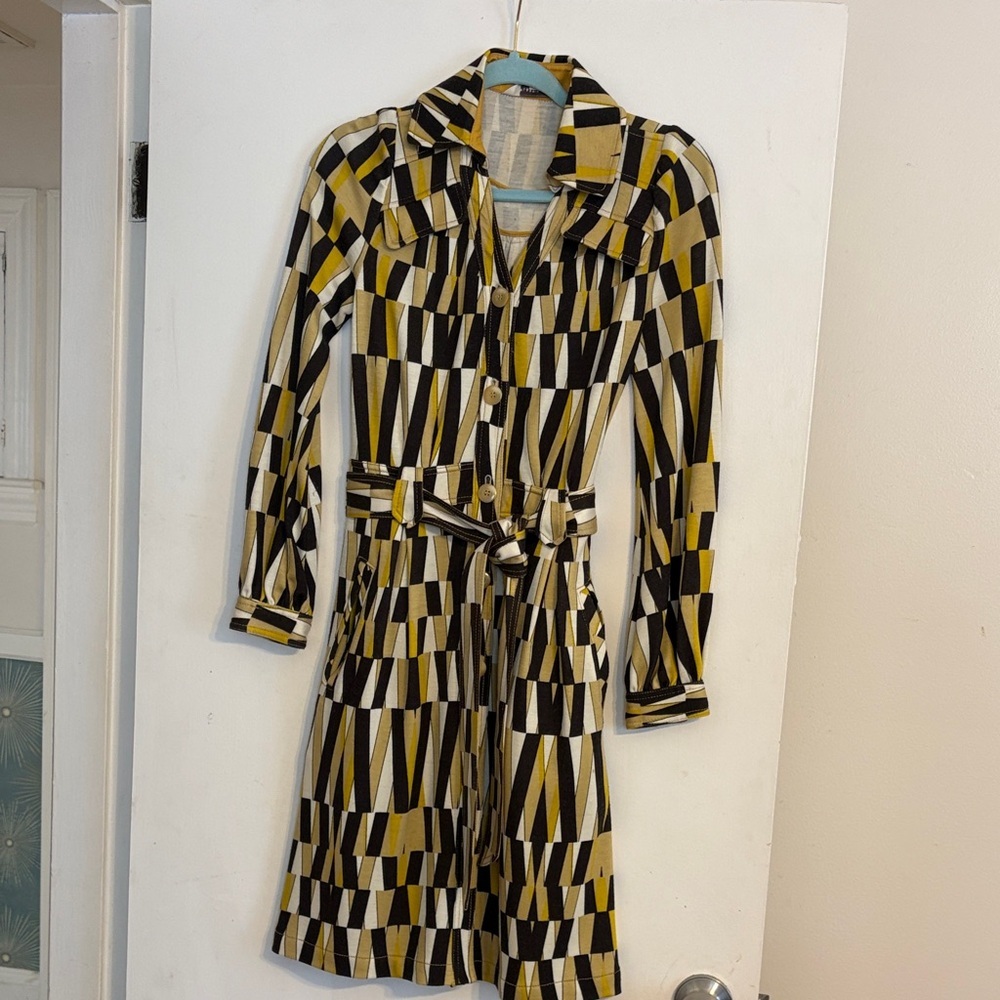 Plastic Island Geometric Long-Sleeve Dress in Mustard, Brown & Cream. Size S